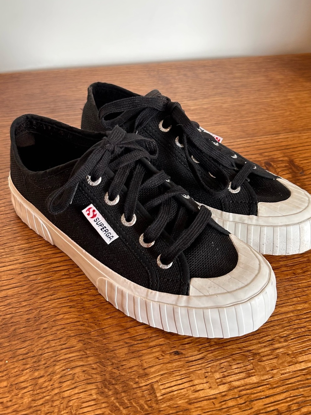 SUPERGA CLASSIC CANVAS SNEAKER